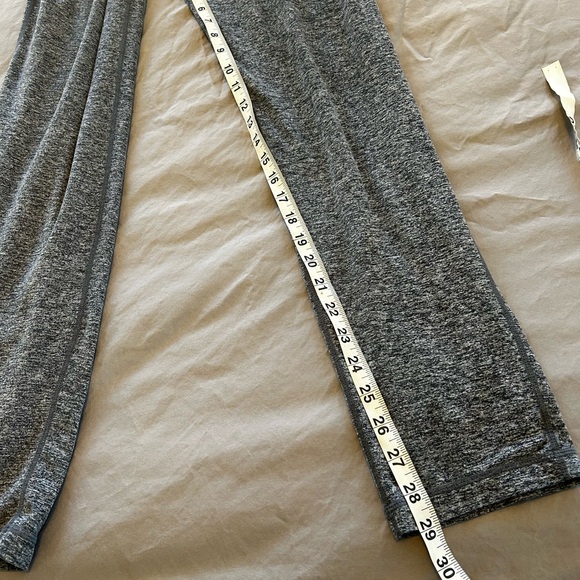 Men's Vuori Ponto Performance Heathered Gray Joggers Pants Size Medium - Picture 9 of 9